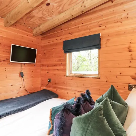 Shepherd's Hut * Scarborough